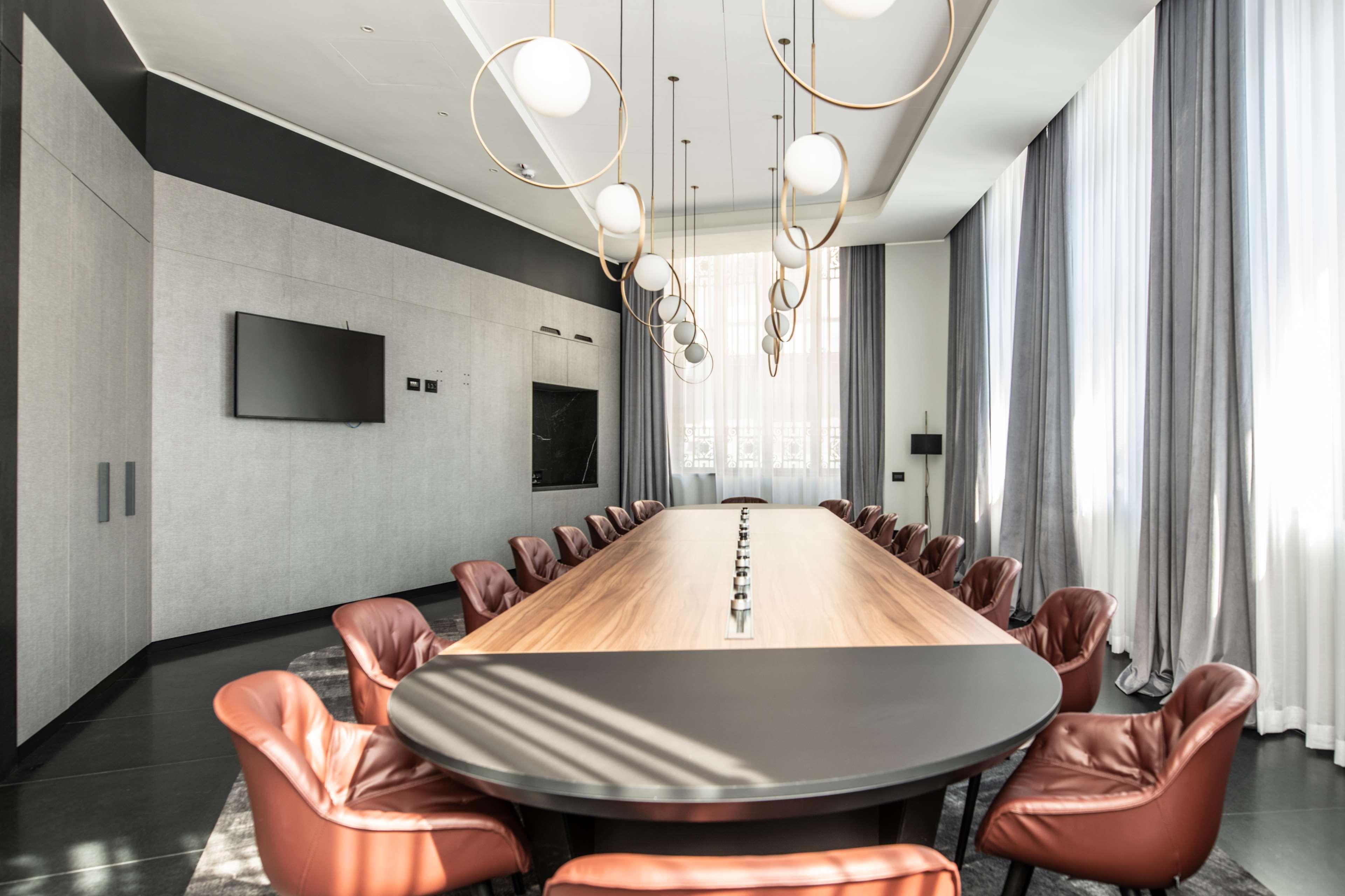 Radisson Collection Hotel, Palazzo Touring Club Milaan Buitenkant foto Boardroom